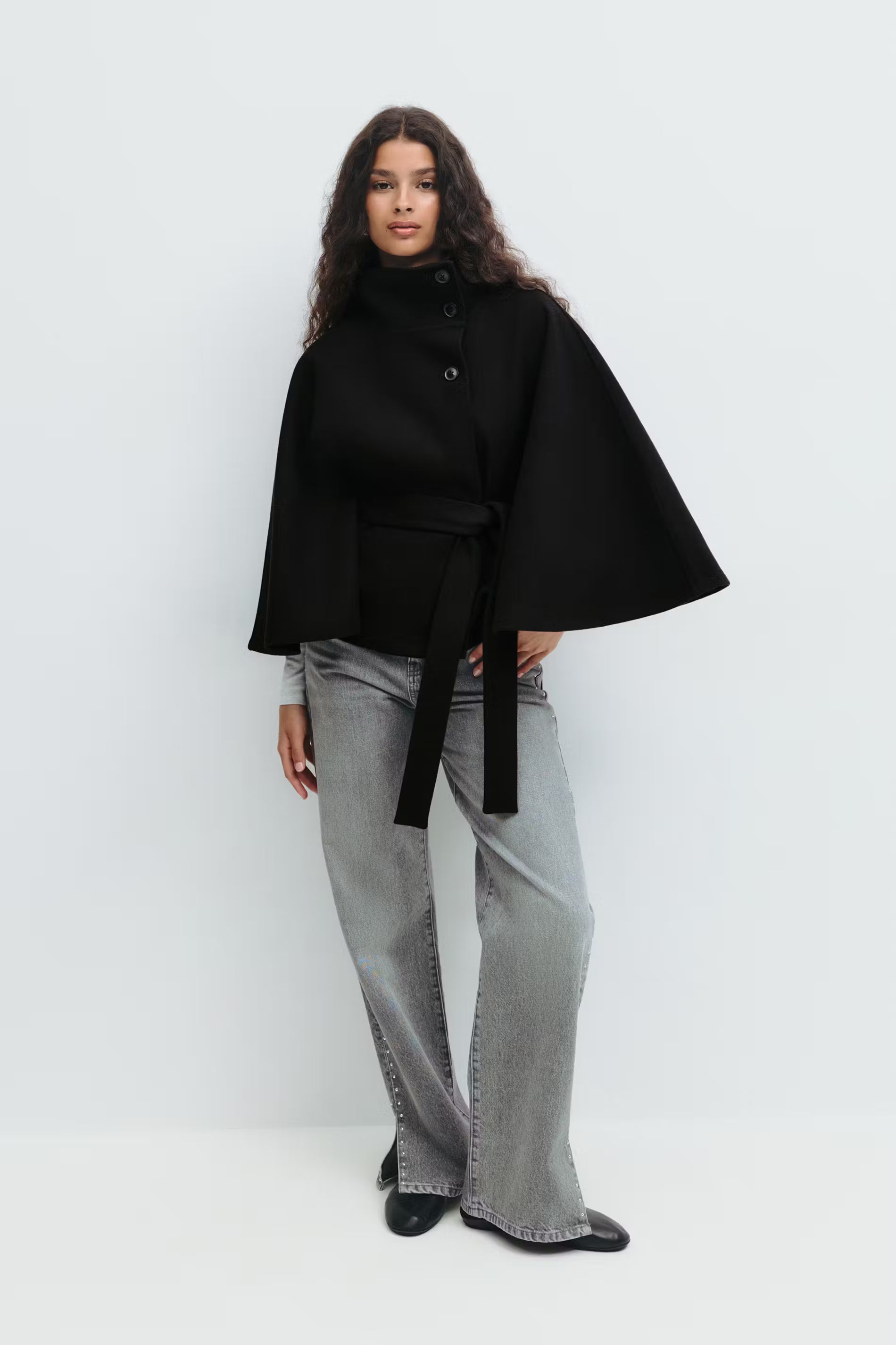 Belt cape jacket